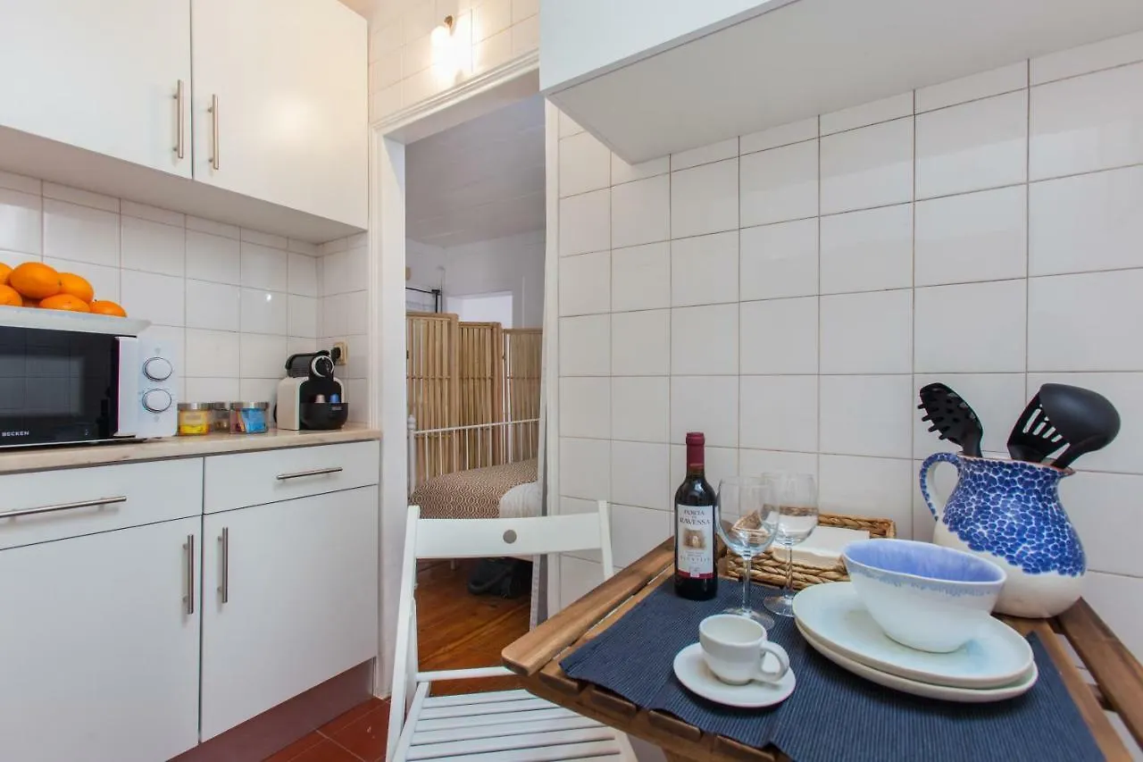 Apartment Alfama Sunny & Typical Apartment, By Timecooler Lisbon